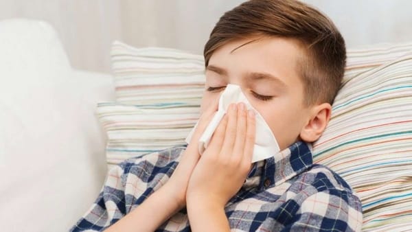 Cúm mùa là bệnh truyền nhiễm do virus cúm tuýp A, B hoặc C gây ra 